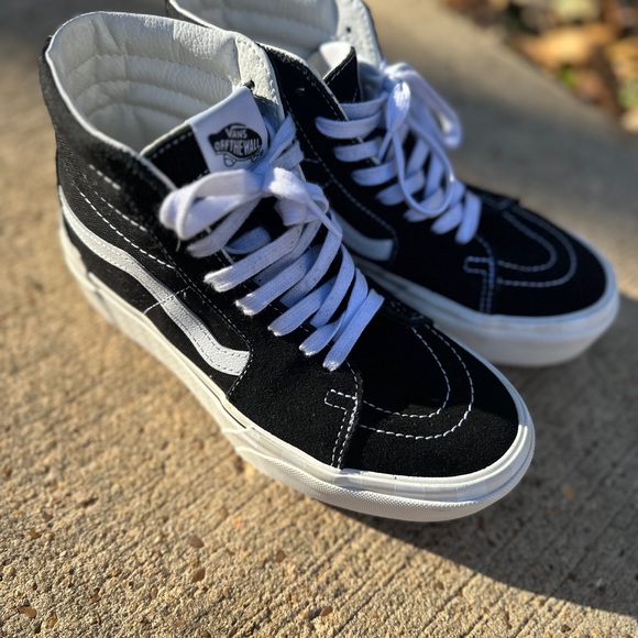 Vans Black High-Top Women's Shoes - Picture 2 of 6